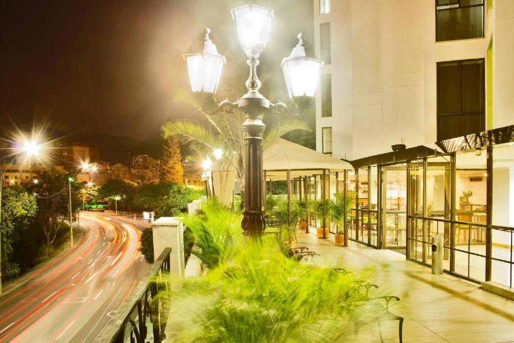 Club De Bienestar Ilar Bulevar Del Rio Cali Exterior foto